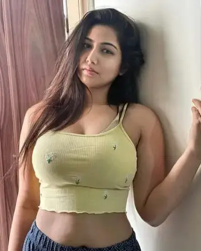 Escorts Ghatampur